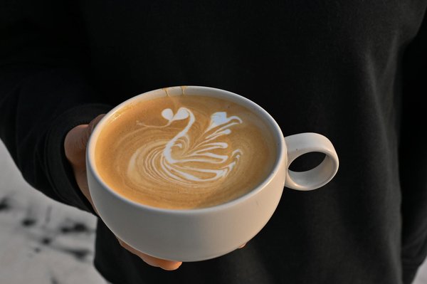 Plongée dans l'Élégance Rétro : Votre Guide Complet pour Débusquer la Mode Vintage